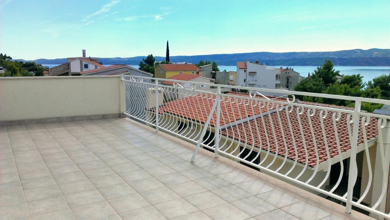 Apartments Marko Nemira Omis Exterior photo