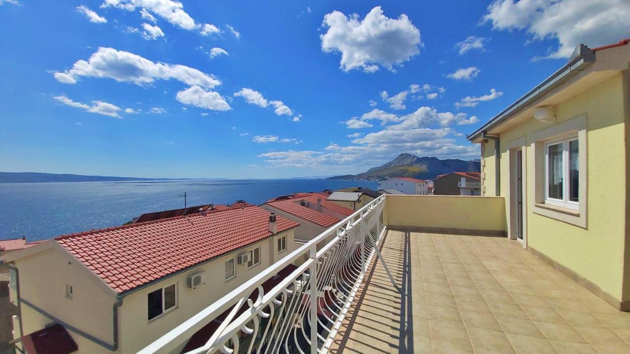 Apartments Marko Nemira Omis Exterior photo