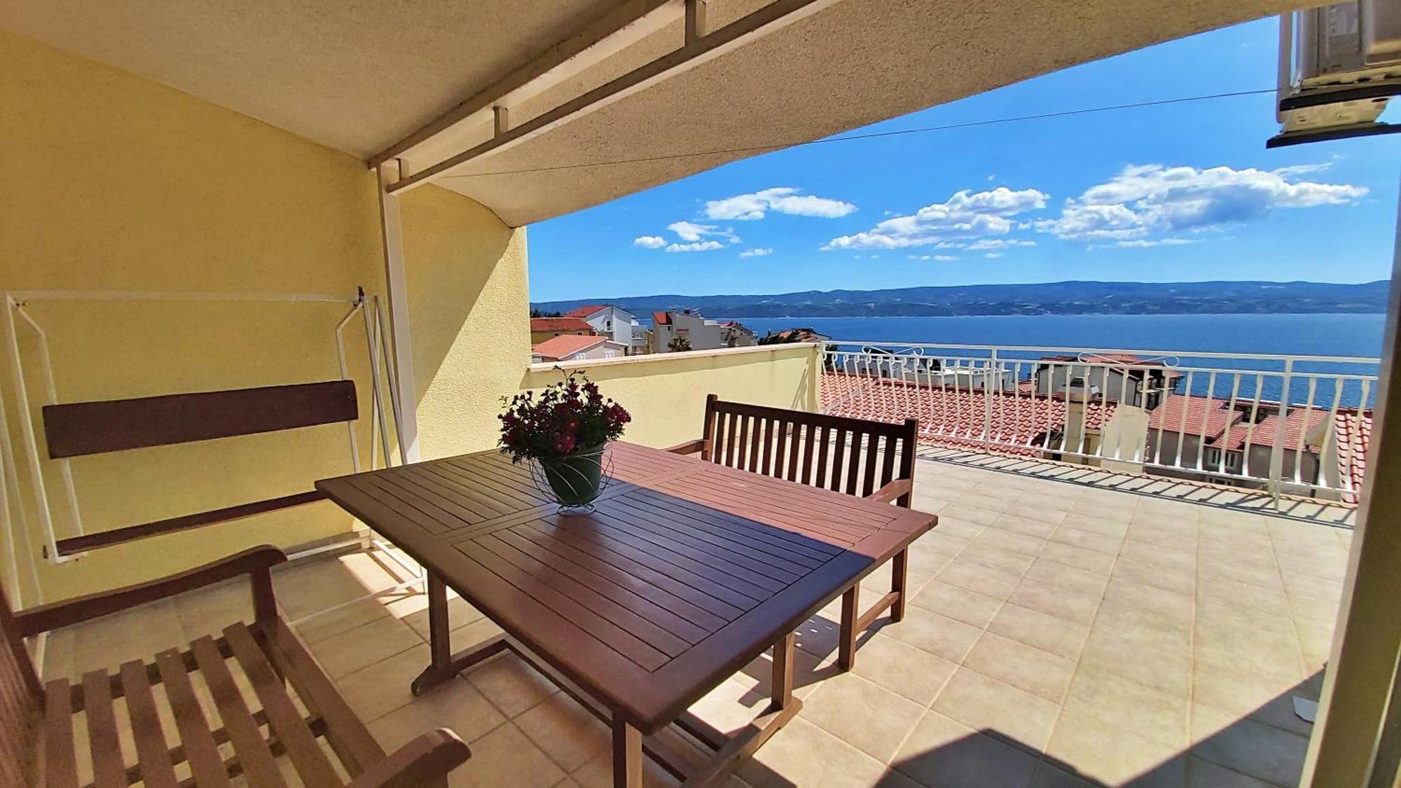 Apartments Marko Nemira Omis Room photo