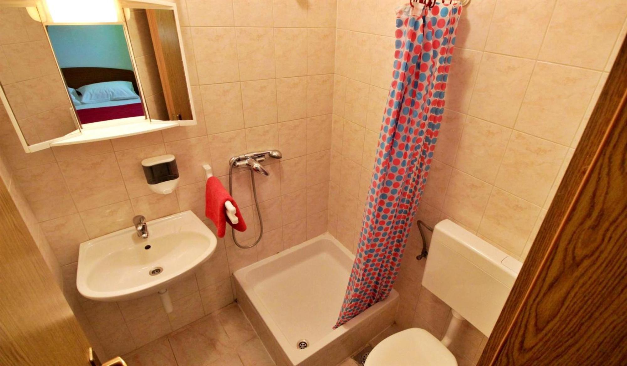 Apartments Marko Nemira Omis Room photo